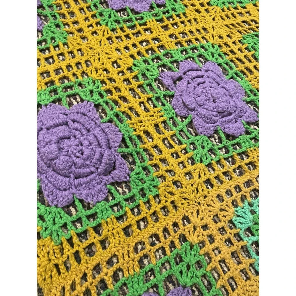 Handmade Crochet Knit Sofa Throw Granny Blanket 3D Afghan Roses Floral Cottage